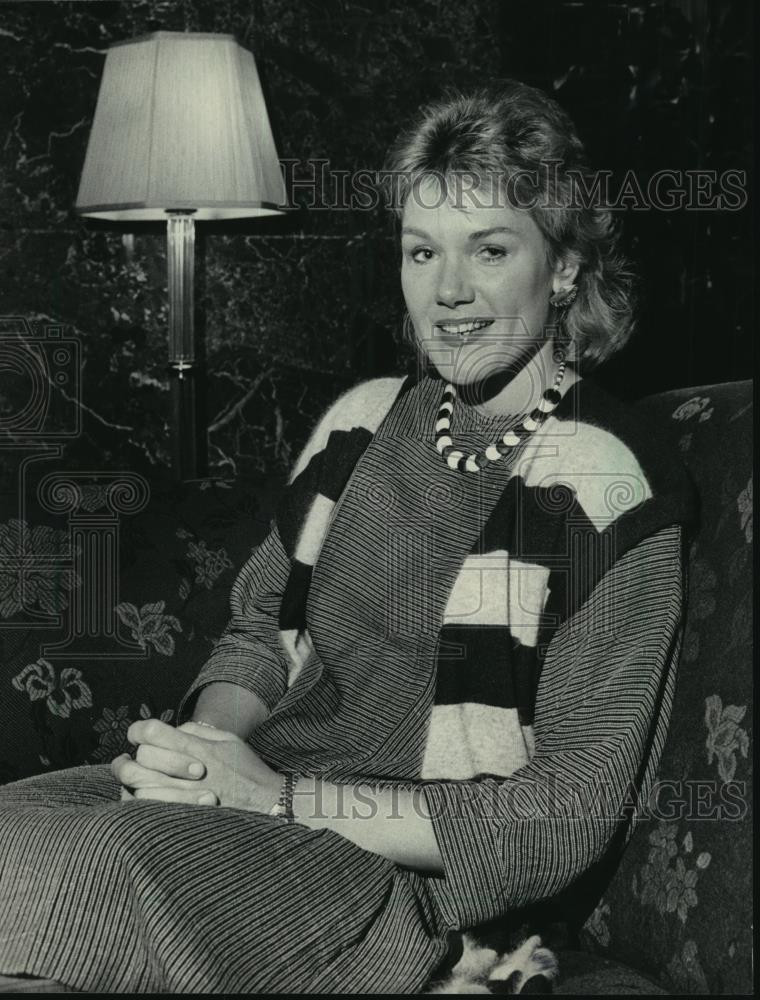 1983 Press Photo Christine Craft the at Marc Plaza Hotel - mja96410