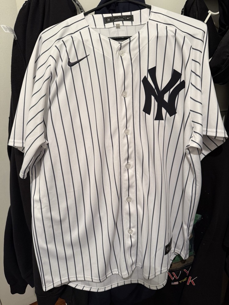 Used Nike Aaron Judge New York Yankees Nike Home Limited Player Jersey - White