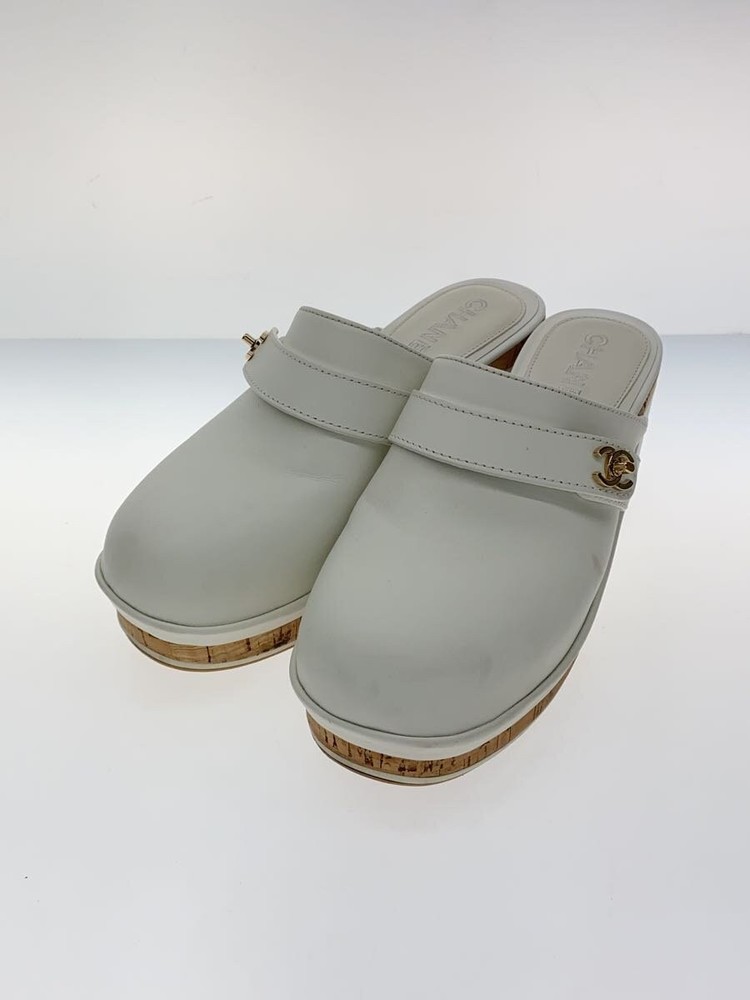 Authentic CHANEL White Leather Clog Sabot Sandals with Turn Lock CC Size EU 37 Preowned