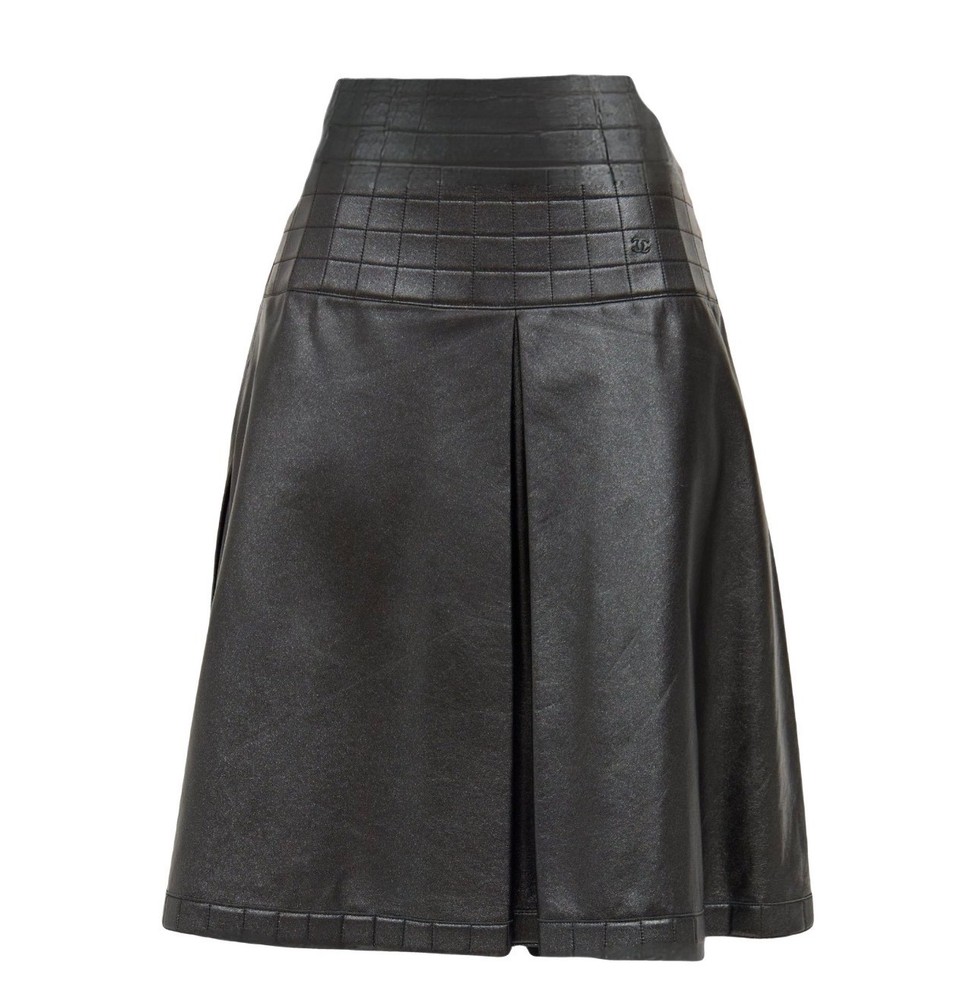 Vintage Chanel 02AW Black Lambskin Knee-Length Flared Leather Skirt Runway Piece