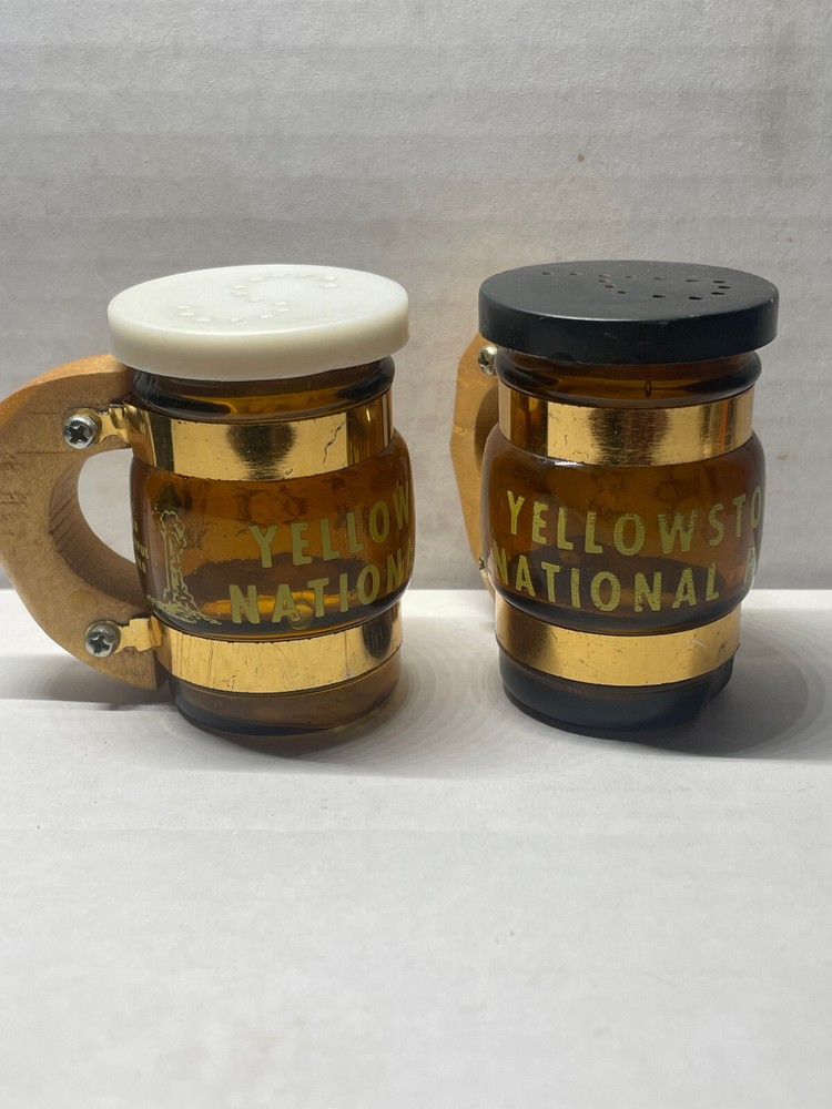 Vintage Salt and Pepper Shakers Yellow Stone National Park