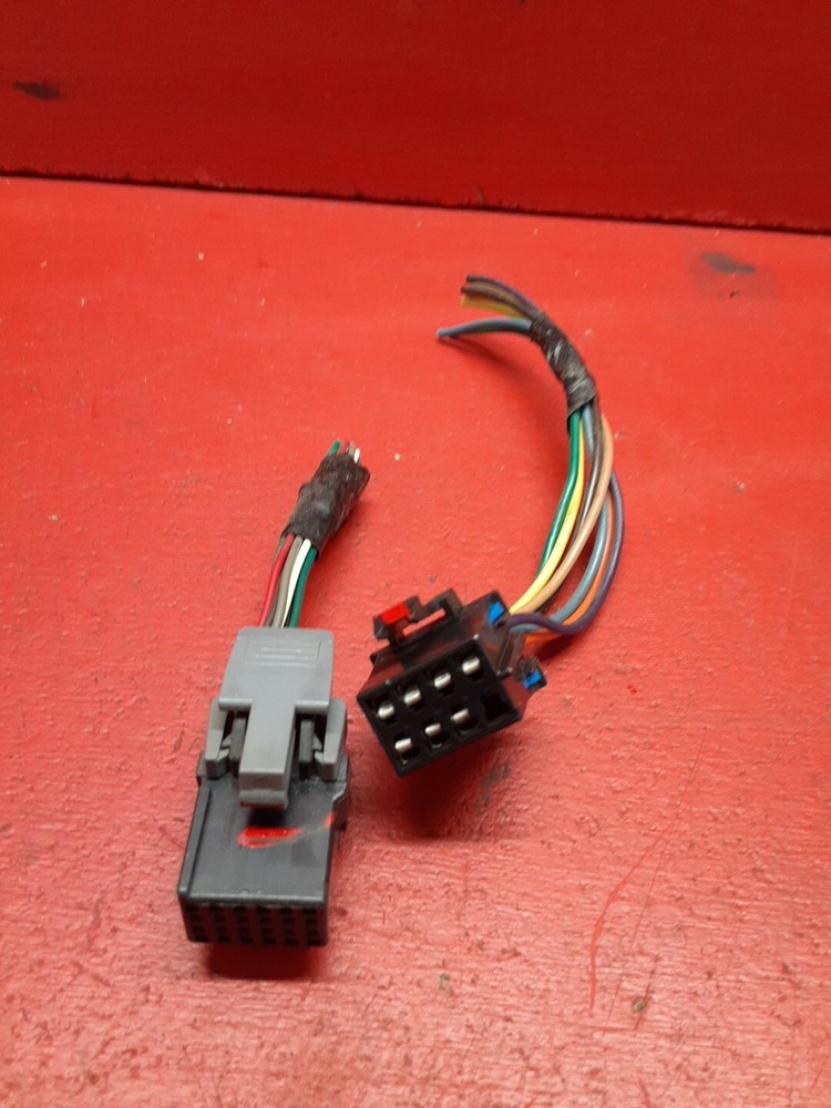 1999-2002 Chevrolet Suburban Climate Heater A/C Control Unit PIGTAILS 15054698