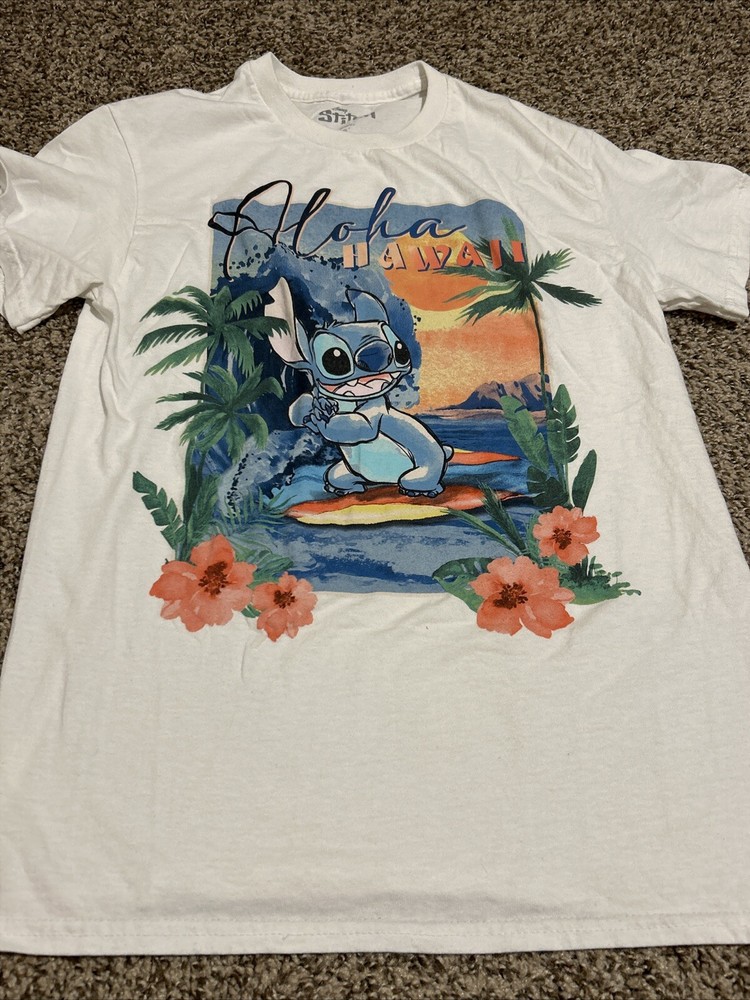 Stitch Disney Graphic Aloha Hawaii Surfing Size Small White Tshirt 100% Cotton
