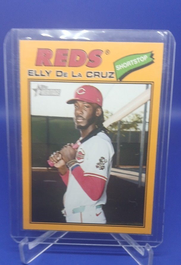 2026 Topps Heritage - Elly De La Cruz #70 Dark Yellow Border