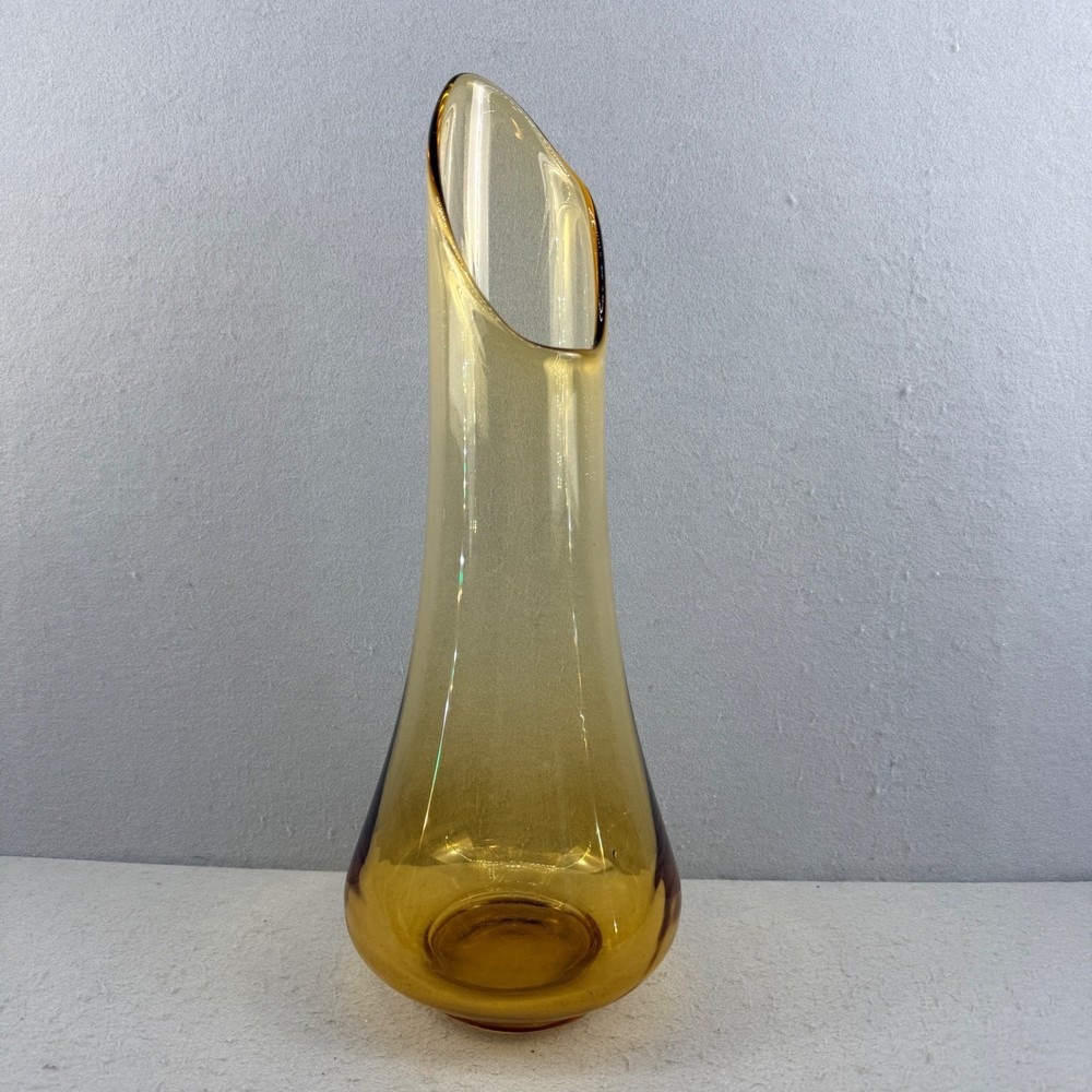VTG LE Smith Amber Swung Vase 18