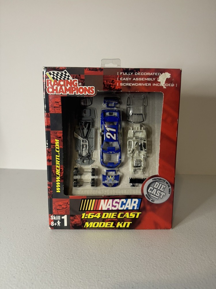1:64 Scale Diecast NASCAR #21 U.S. Air Force Model Kit by Racing Champions - Ertl 2001 Edition