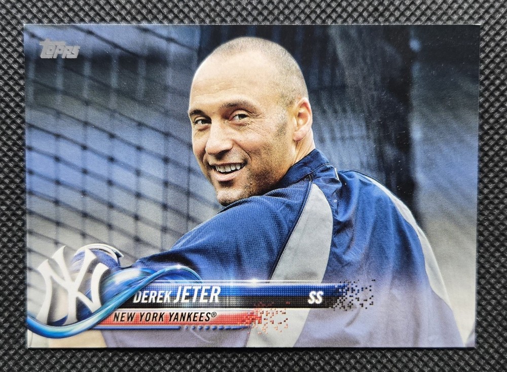 2018 Topps Series 2 Derek Jeter Yankees SP Photo Variation #576 Legend