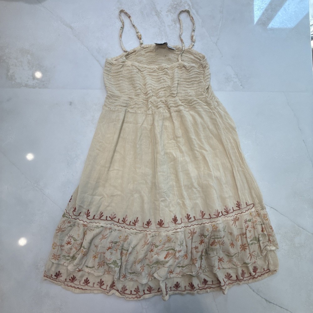 Raya Sun Y2K Boho Embroidered Smocked Dress Beige Floral Ruffle Hem Women’s L