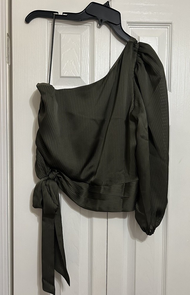 Express Women's Medium
