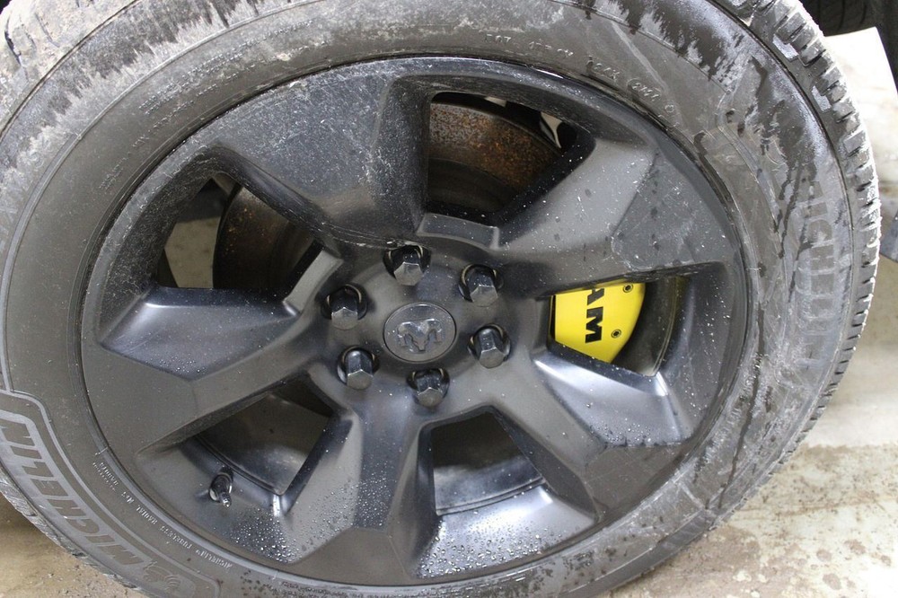 Aluminum 20x9 6x139.7mm Wheel 6FF70VXWAA Fits 2019 Ram 1500 2964717