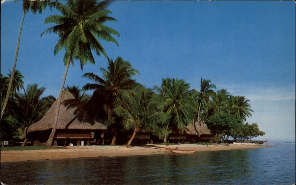 Bali Hai Hotel Moorea Tahiti vintage postcard s643