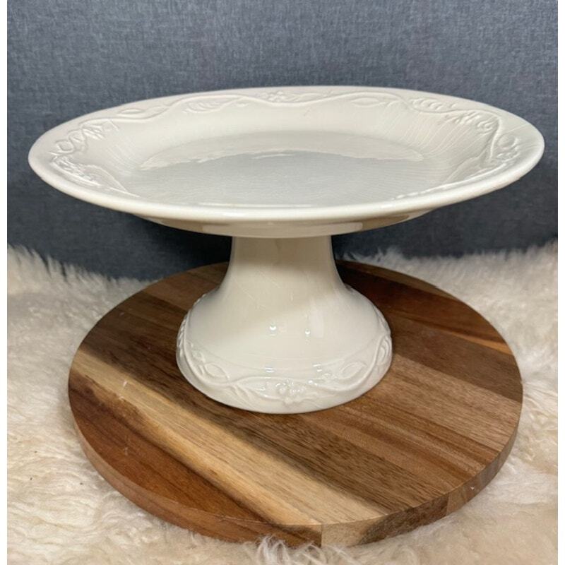 Vintage Cream Ceramic Cake Stand