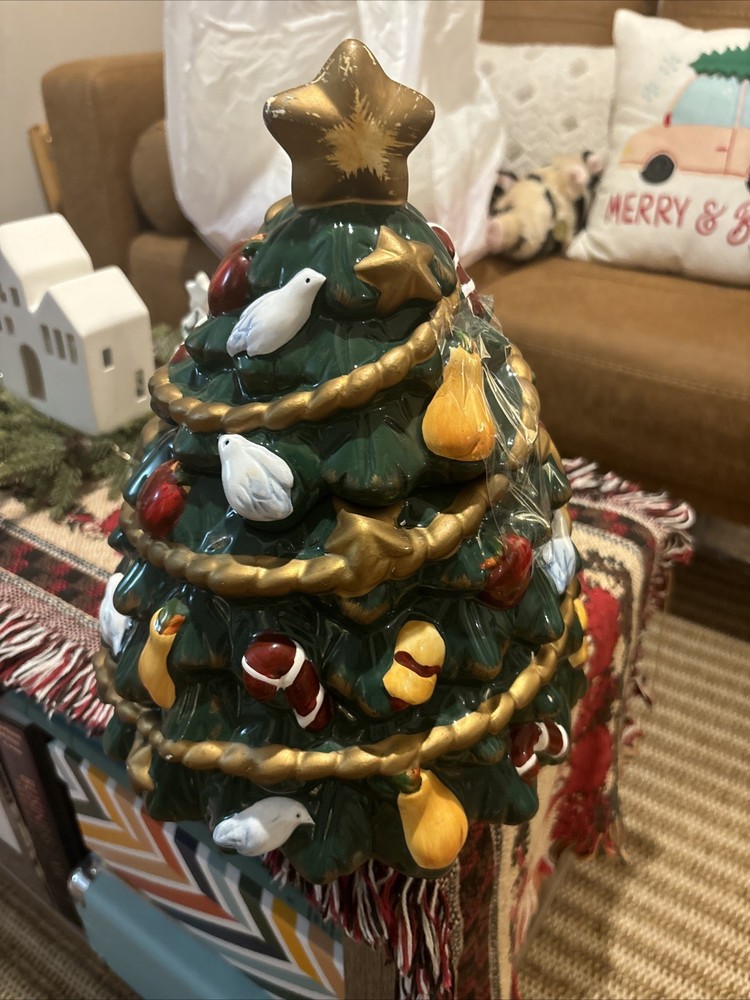 Vintage Christmas Tree Ceramic Cookie jar