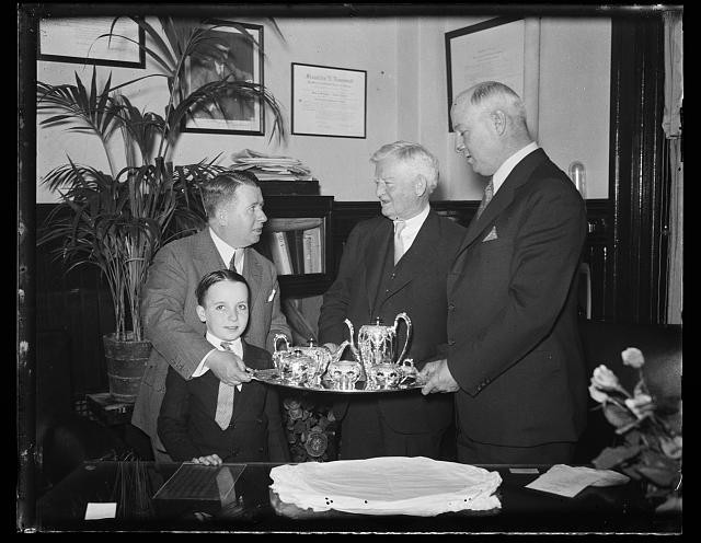 Photo:John Nance Garner, center, and James Farley, right