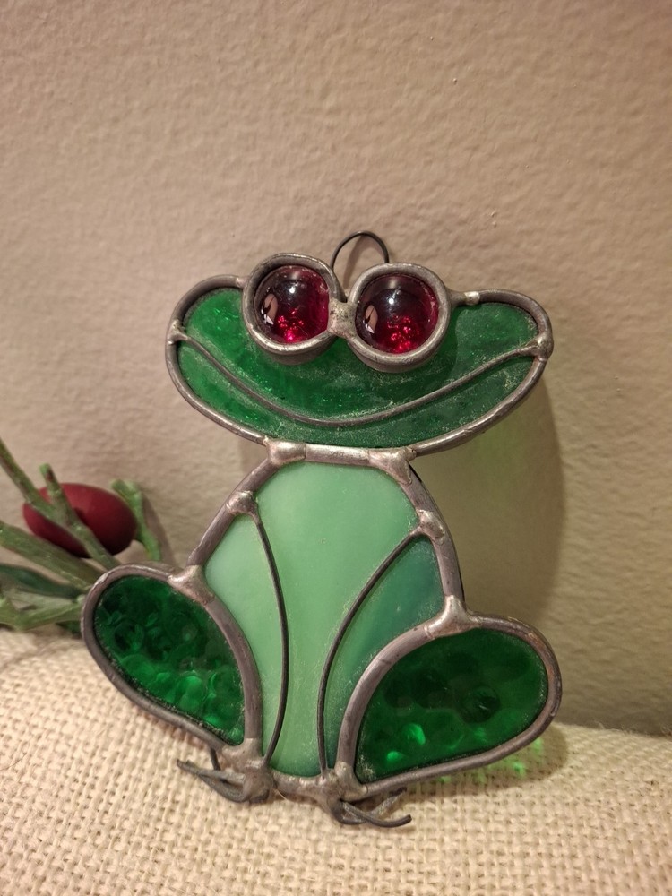 Stained Glass Green Frog Suncatcher Ornament ~3.5