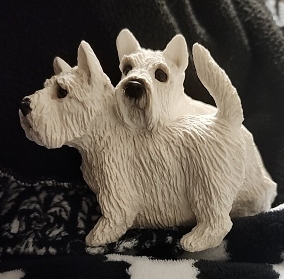 VTG WEST HIGHLAND TERRIERS WHITE STONECRITTERS DOG 4L X 3.5Hx2.5w