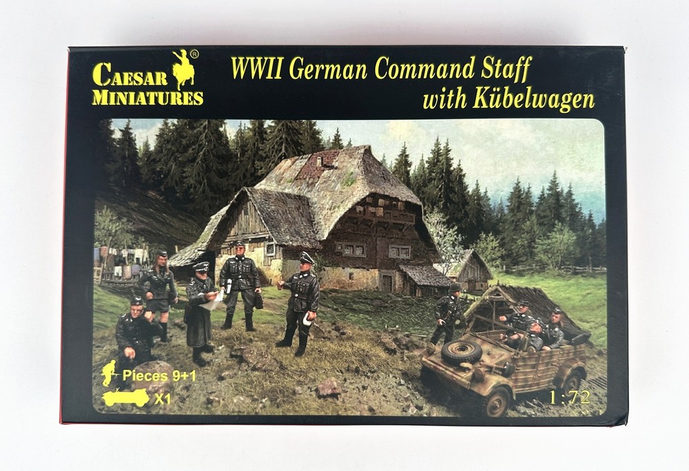 Caesar Miniatures WWII German Command Staff with Kubelwagen 1/72 Scale Model Kit