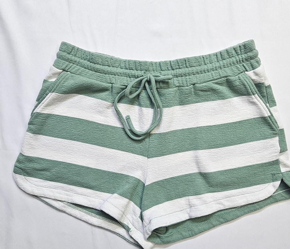 Maurices Size Medium Green And White Shorts
