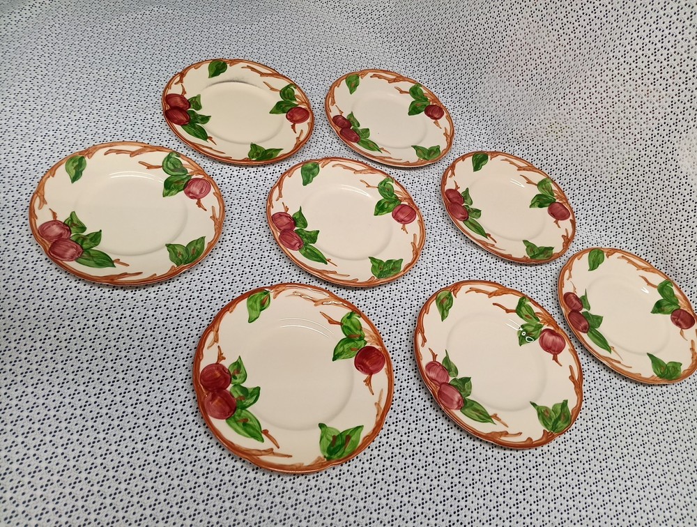 Vintage Set of 8 Franciscan Apple Dinnerware 6” Dessert Plates.