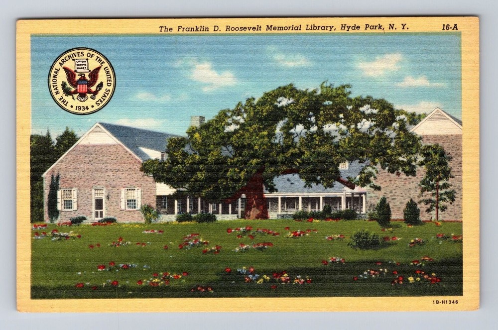 Hyde Park NY- New York, Franklin D Roosevelt Memorial Library, Vintage Postcard