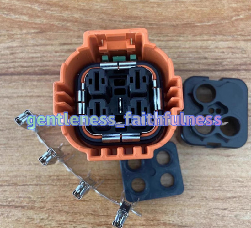 1pc new for Connector EVH2-N4TK-TDA 4-core socket plug connector