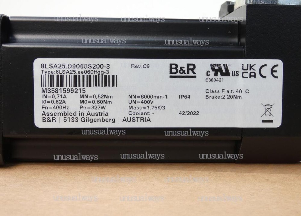 1PC NEW B&R 8LSA25.D9060S200-3 servo motor