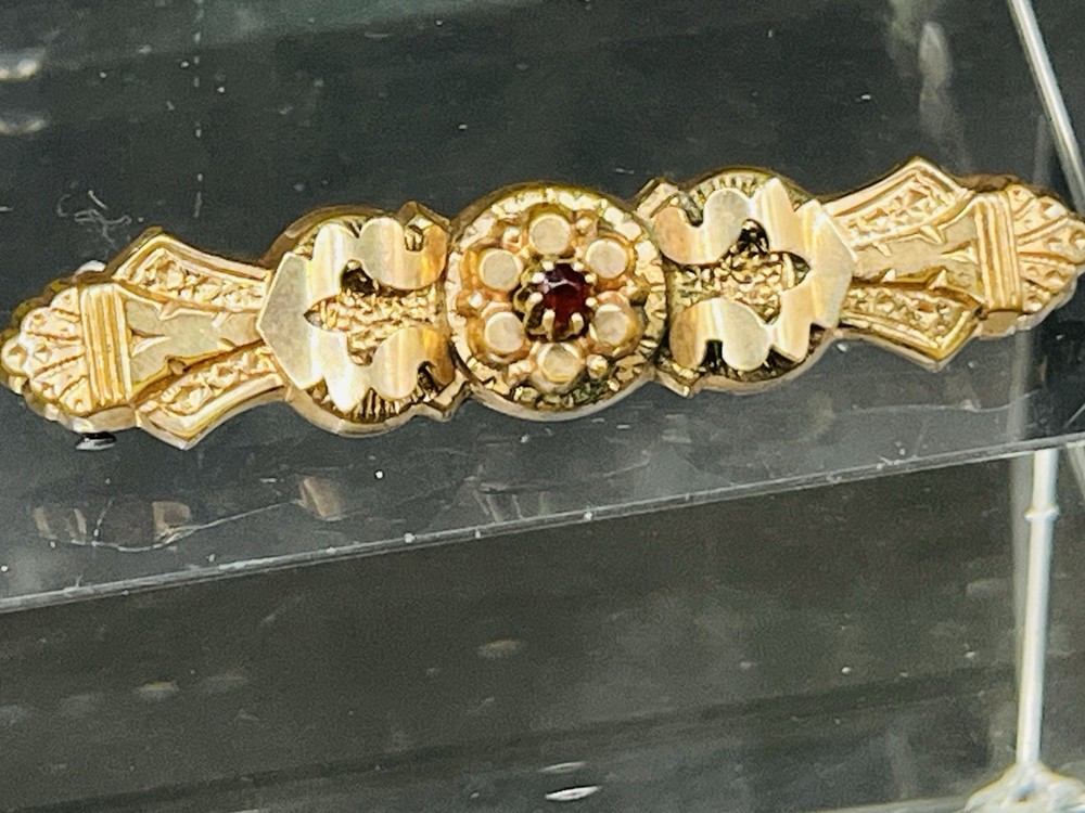 Antique Victorian Red Garnet Gold Filled Engraved Repousse Bar Pin Brooch 2”