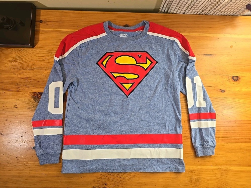 Superman Long Sleeve Pullover Shirt Youth Boys XL DC Comics 01.       T1