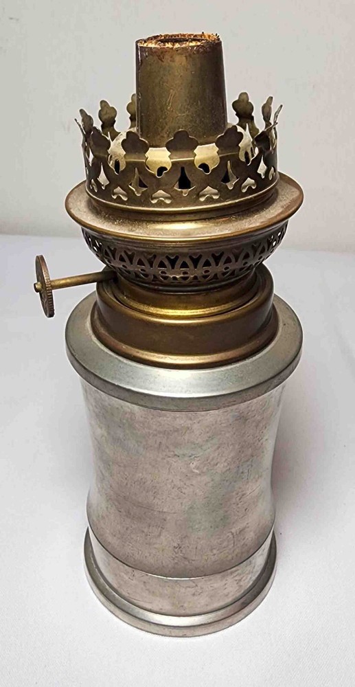 Pewter and brass Oil lamp vintage. T & C  White  NH  1984