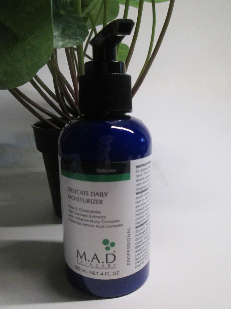 M. A. D skincare  DELICATE daily moisturizer salon size   4fl.oz/120gEXP 28  NEW