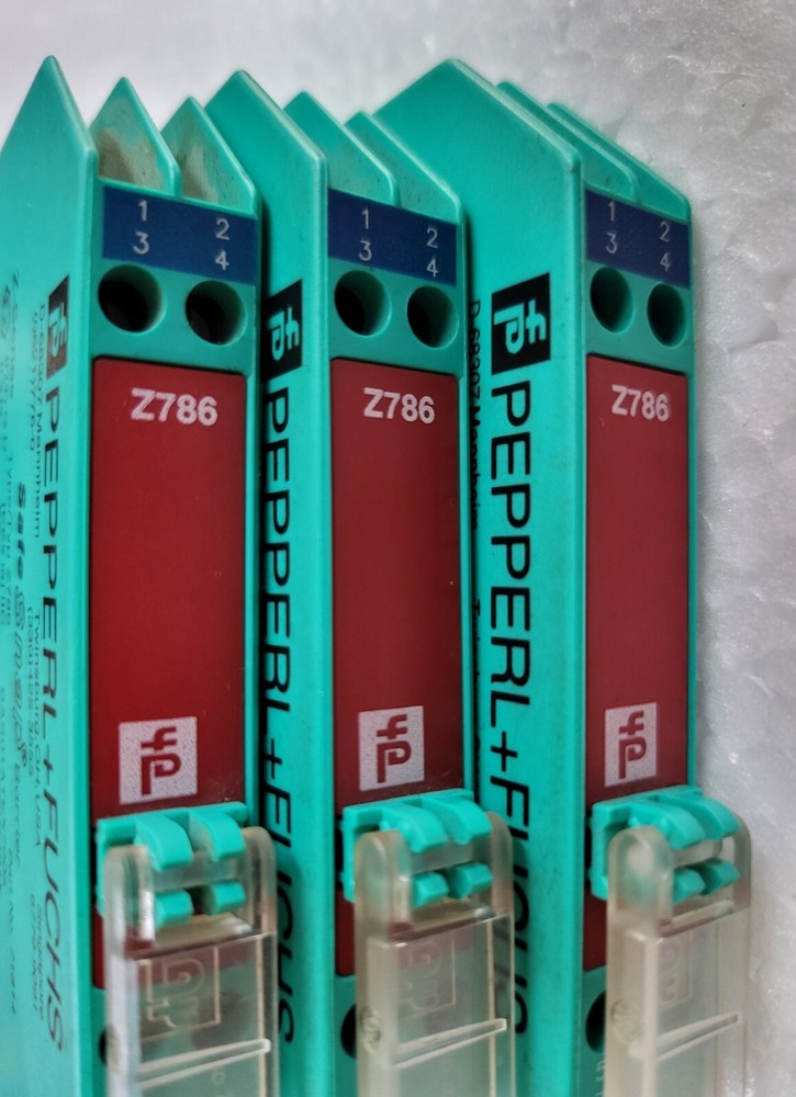3x PEPPERL+FUCHS Z786, 71814, SAFE SNAP BARRIER, -20 to +60°C