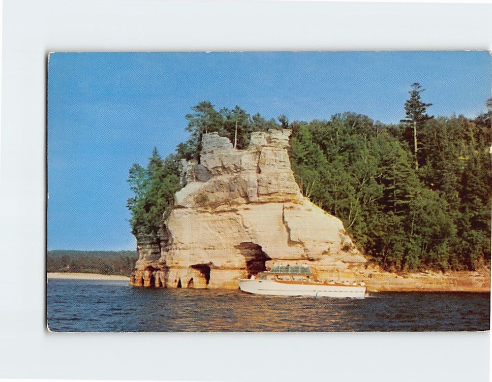 Postcard Miner's Castle Munising Michigan