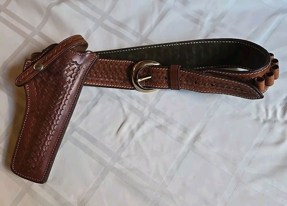 Safariland  S&W  LG/FR Holster Tooled Brown Leather  25 With Ammo Belt Sz 36 VTG