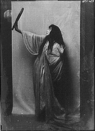 Photo:Ruth St. Denis 1913 Portrait Dancer Performance Costume