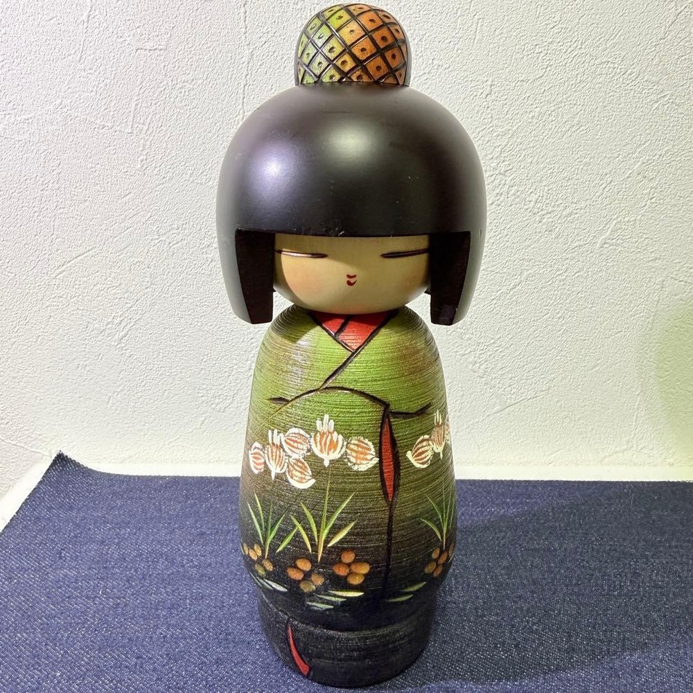 Masabuchi Fujikawa Kokeshi Doll Premier Award Winning Artist 20cm Green Rare