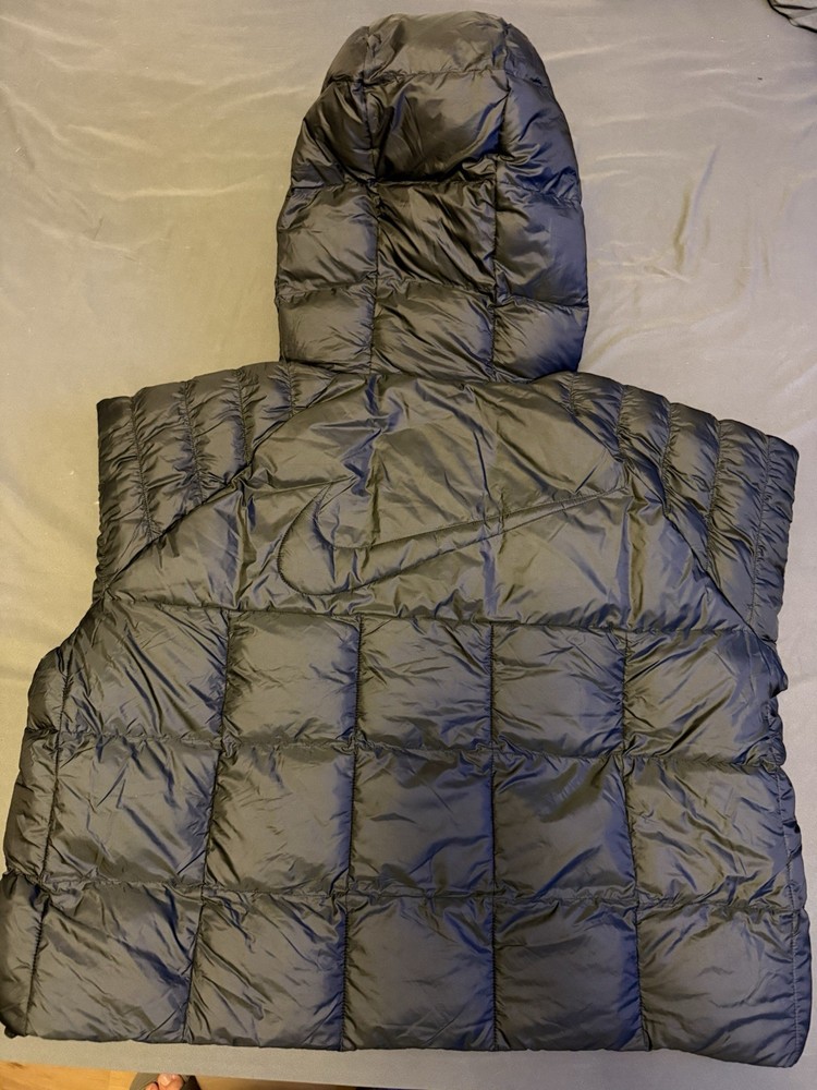 Nike Black Hooded Puffer Jacket with Logo & Quilted Accents, Men's Size L