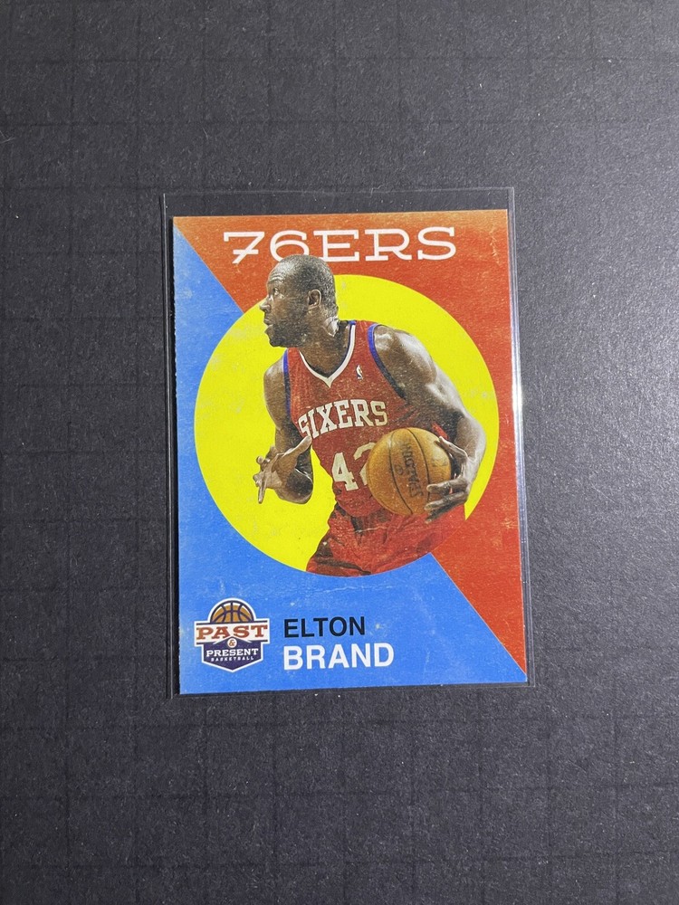 2011-12 Panini Past & Present Elton Brand Card #110 - Philadelphia 76ers