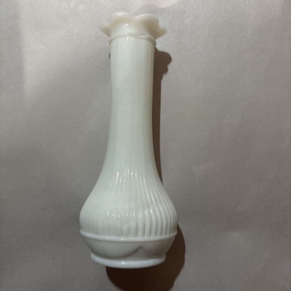 Vintage Randall Milk Glass Bud Vase Ribbed Glass with Ruffled Rim 6