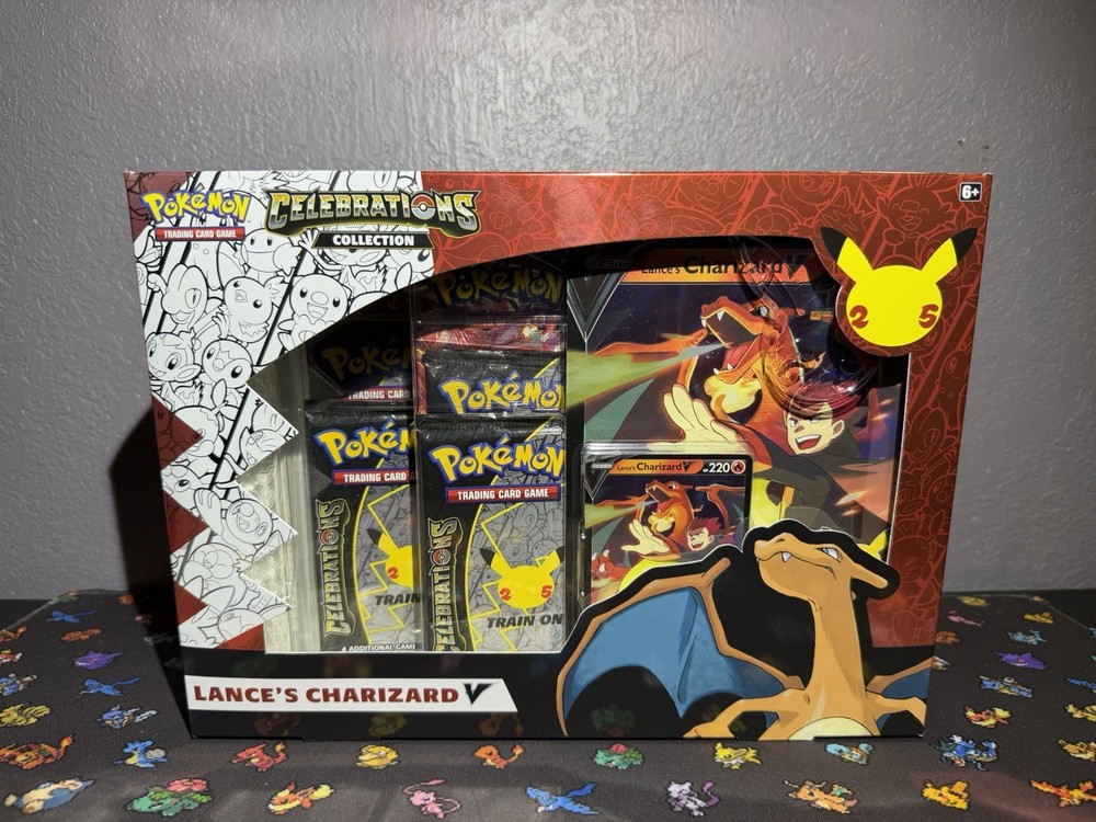 Pokemon TCG Celebrations Collection Box - Lance's Charizard V / New Sealed