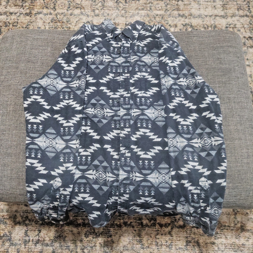 American Eagle Shirt Mens L Black Geometric Aztec Tribal Button Up Flannel