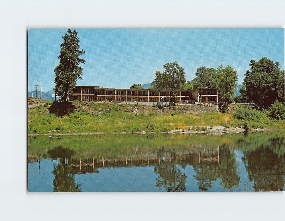 Postcard Riverside Motel and Restaurant Inc Grants Pass Oregon USA