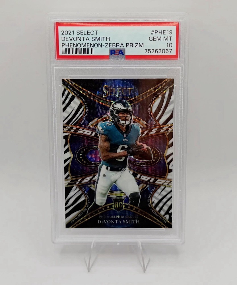 2021 Panini Select - Phenomenon Devonta Smith #PHE-19 Zebra Prizm (RC) Psa 10