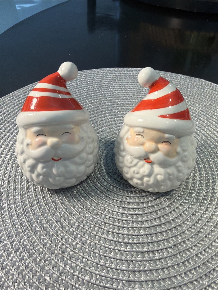 Vintage Santa Claus Face Christmas Salt and Pepper Shakers with Stopper