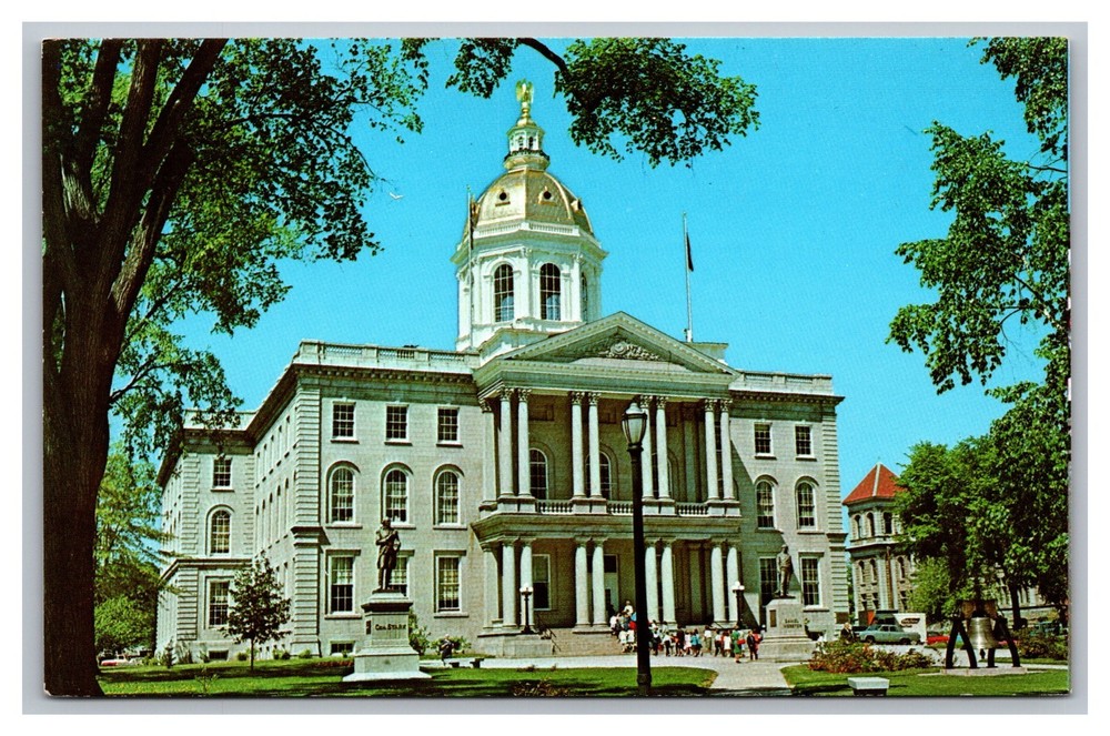 Concord New Hampshire NH State House Street View Chrome Postcard
