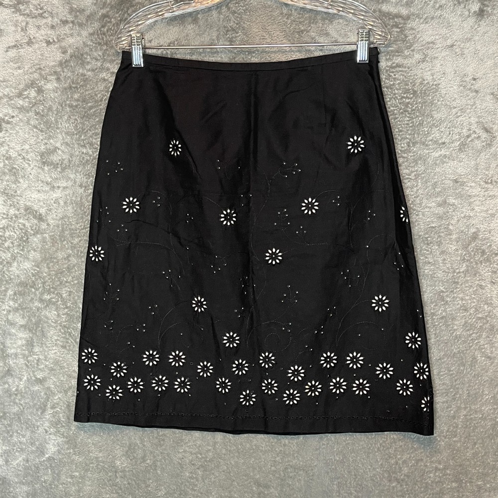 Ann Taylor Women Eyelet A Line Skirt 10 Y2K Dark Floral Embroidered Boho Retro