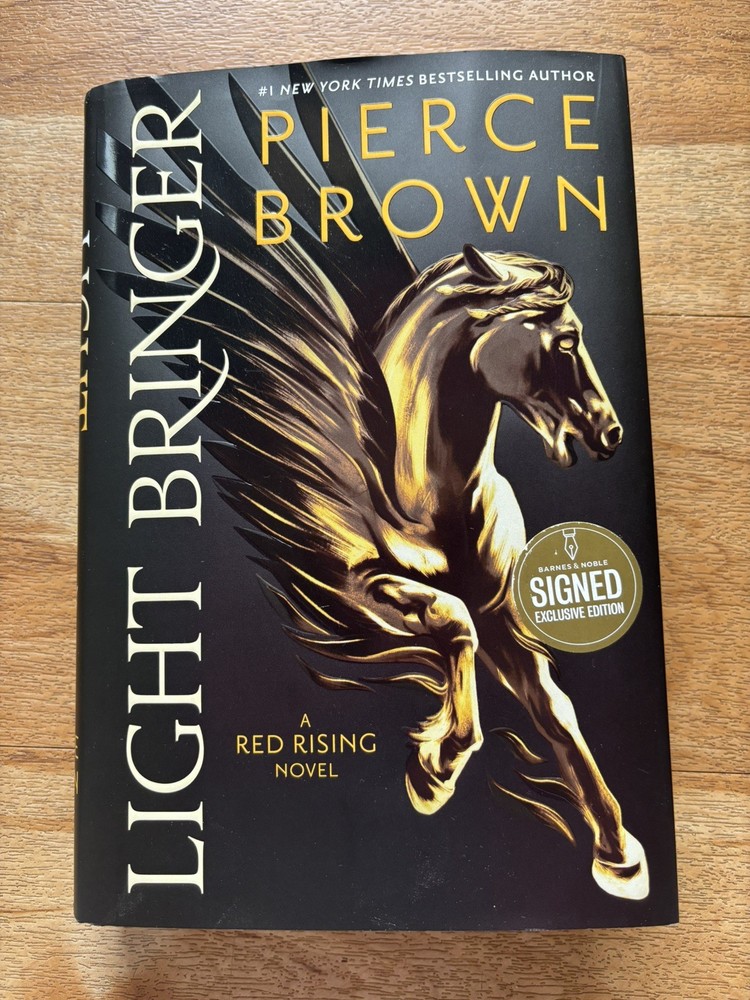 Light Bringer Pierce Brown 1st Edition Hardcover Signed Del Rey 2023