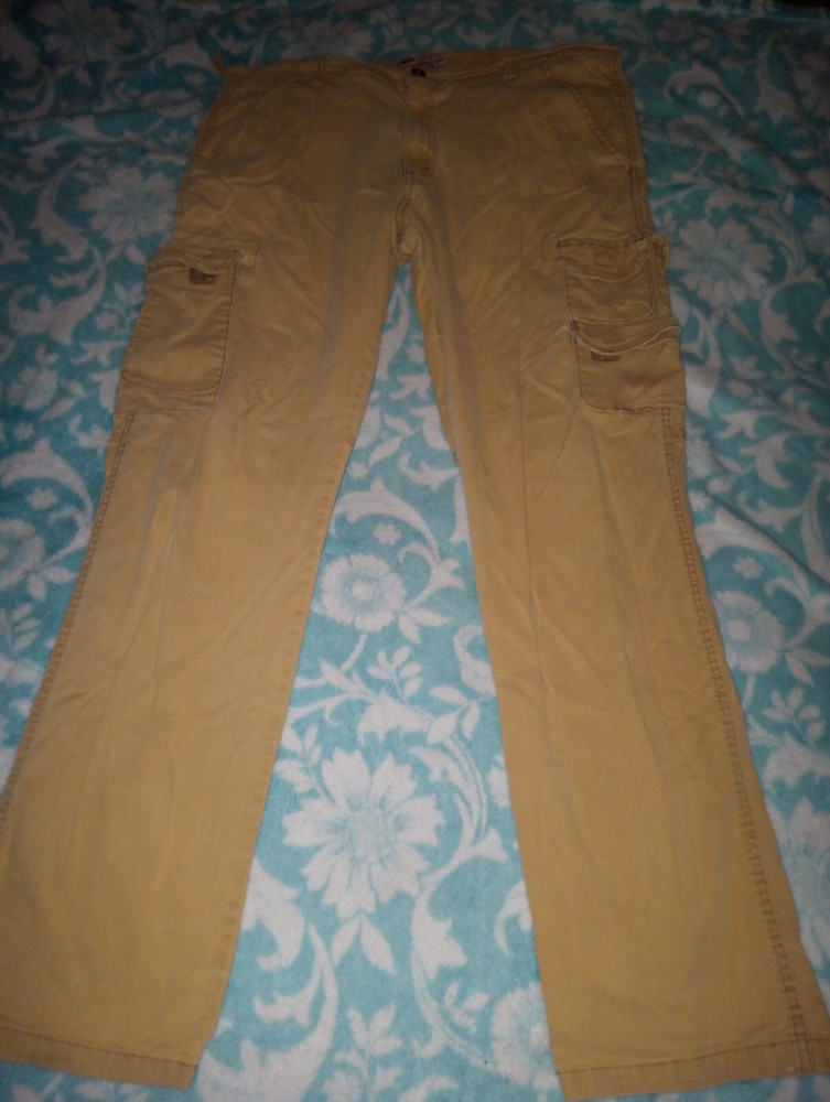 wrangler khaki pants Mens 36 30