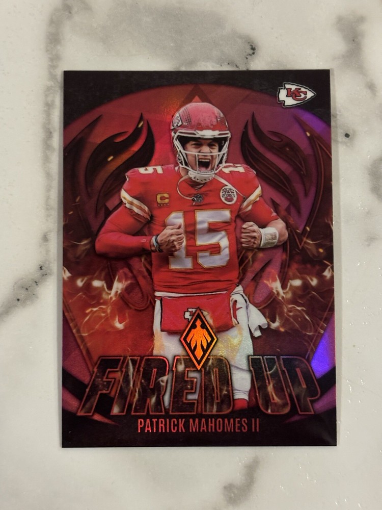 2023 Panini Phoenix Patrick Mahomes Fired Up Pink Prizm /175, Chiefs 🏈🏈