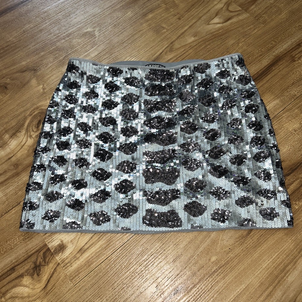 EXPRESS Women's Y2K Animal Print Sequin Grey Mini Skirt Size SMALL EUC