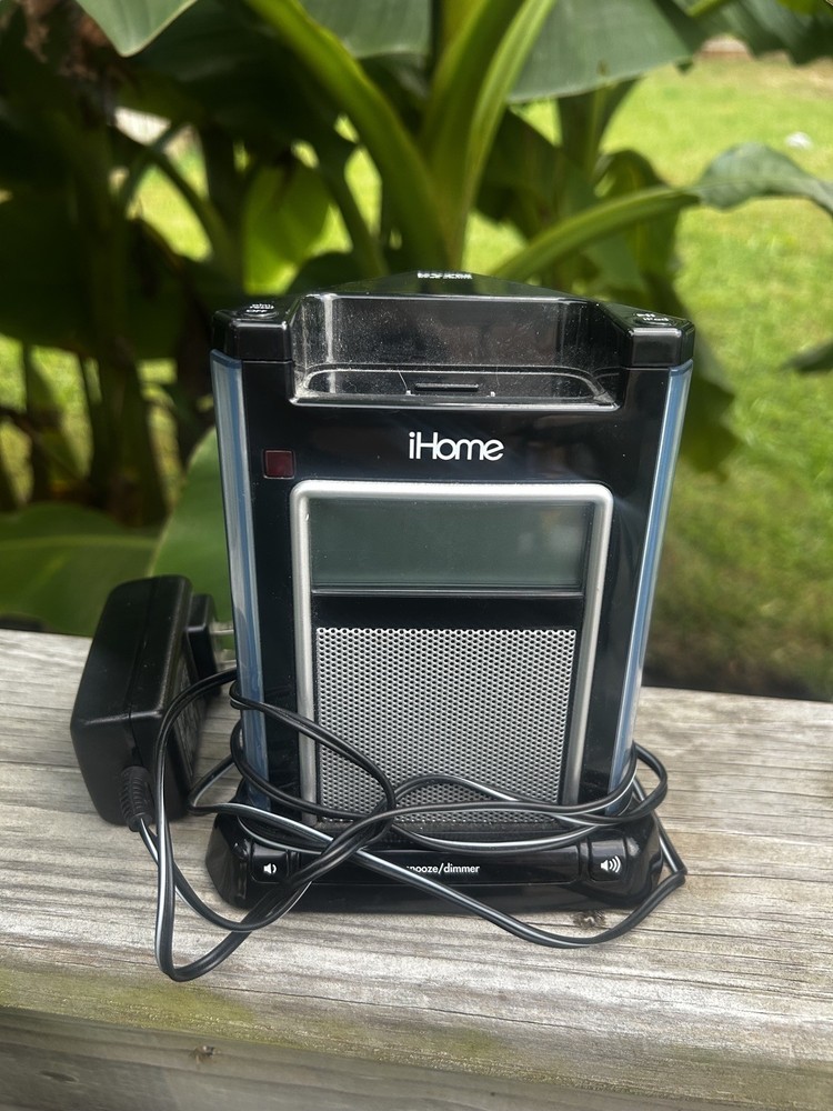 iHome Audio Dock w/Alarm Clock For iPod IH4B-Black